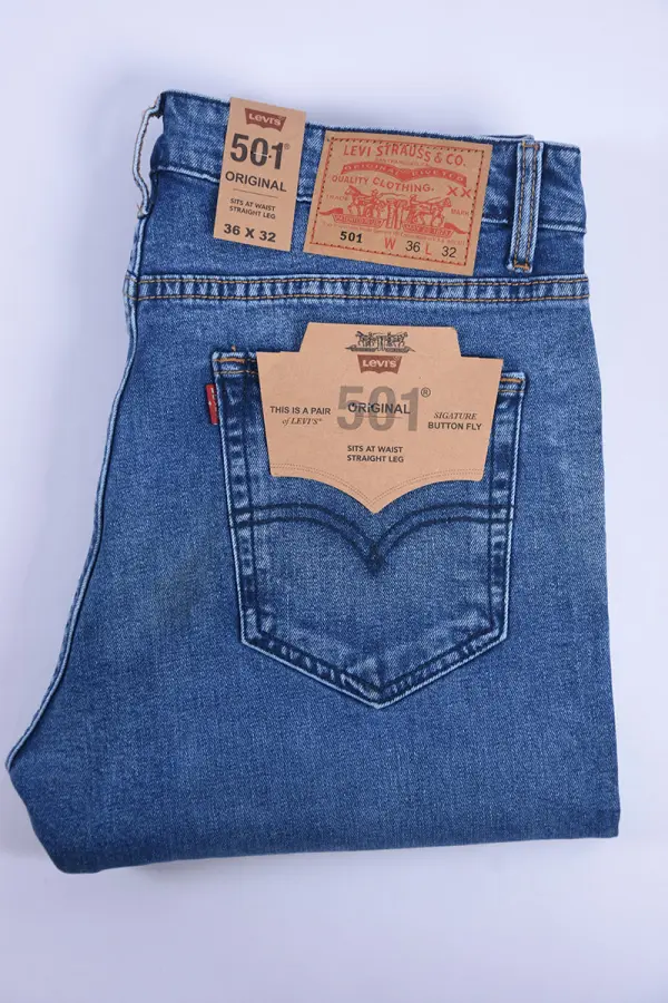 Jean Levi’s Coupe Normal ref-LS11810 ( Bleu Clair )