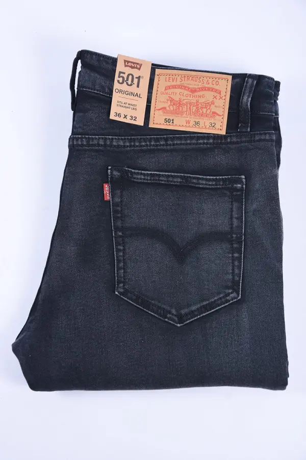 Jean Levi’s Coupe Normal ref-LS11810 ( Noir )